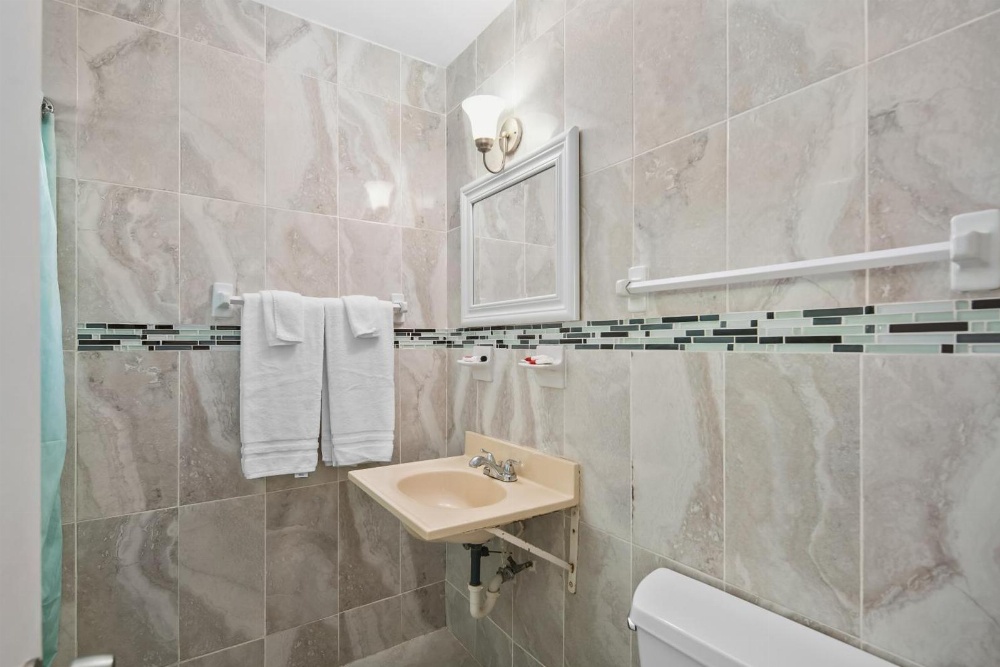 Tamiami Motel Main image