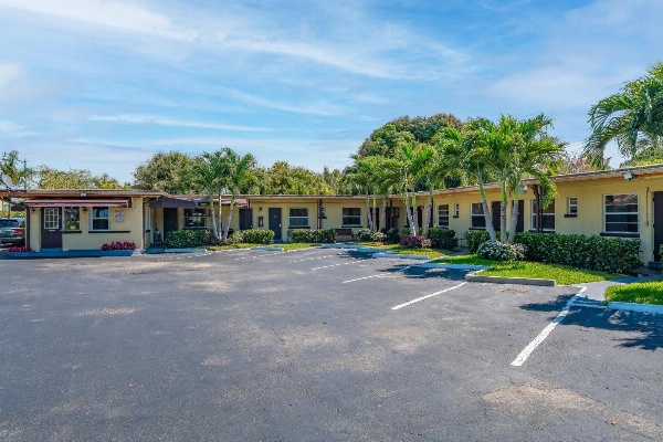 Tamiami Motel image 27
